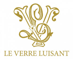 Au verre luisant